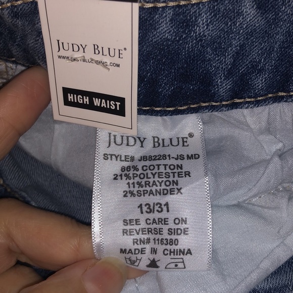 NWT JUDY BLUE High Rise Distressed Boyfriend Fit Jeans - Picture 12 of 13